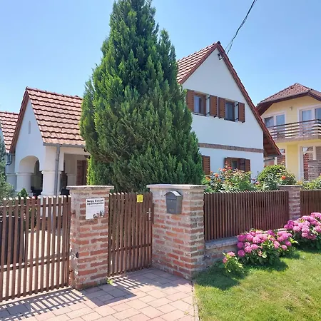 Negy Evszak Apartmanhaz Apartment *