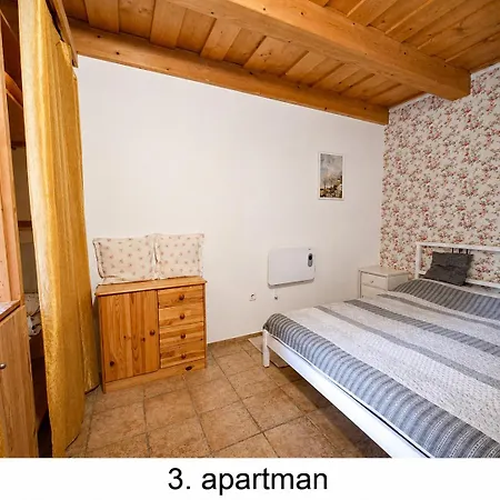 Negy Evszak Apartmanhaz Apartmán Zalakaros