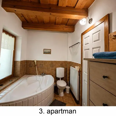 Negy Evszak Apartmanhaz * Zalakaros