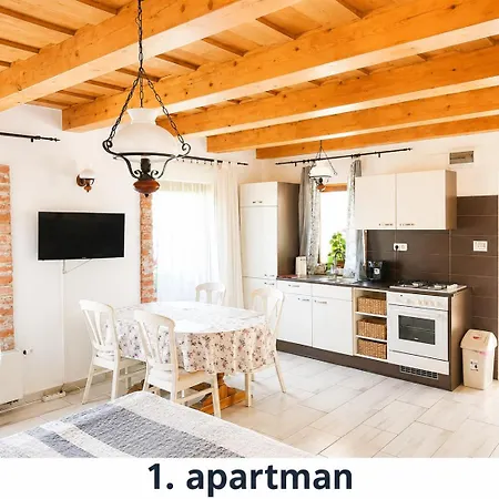 Apartmán Negy Evszak Apartmanhaz Zalakaros